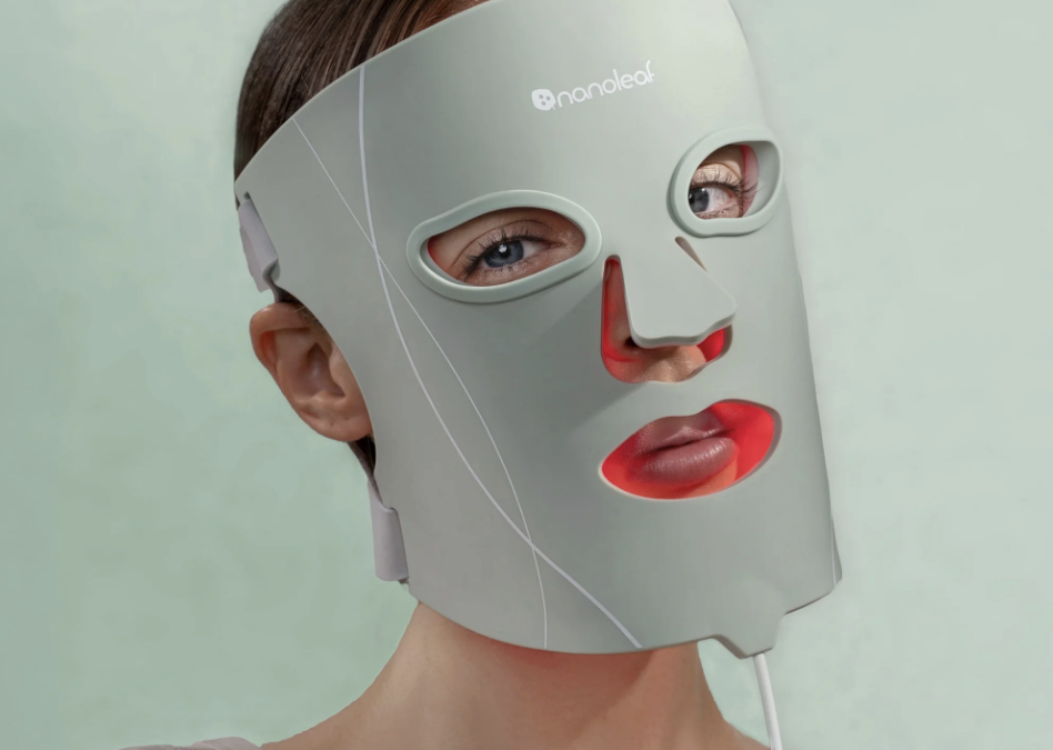 Red Light vs Blue Light Therapy: What’s the Difference?